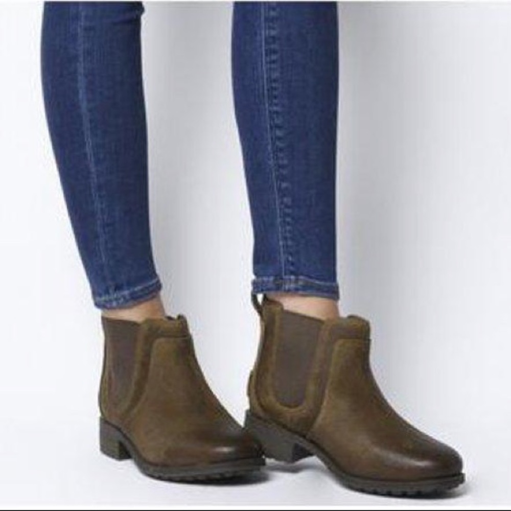 UGG BONHAM II BOOTIE slip on shearling boot size 8 rustic brown suede